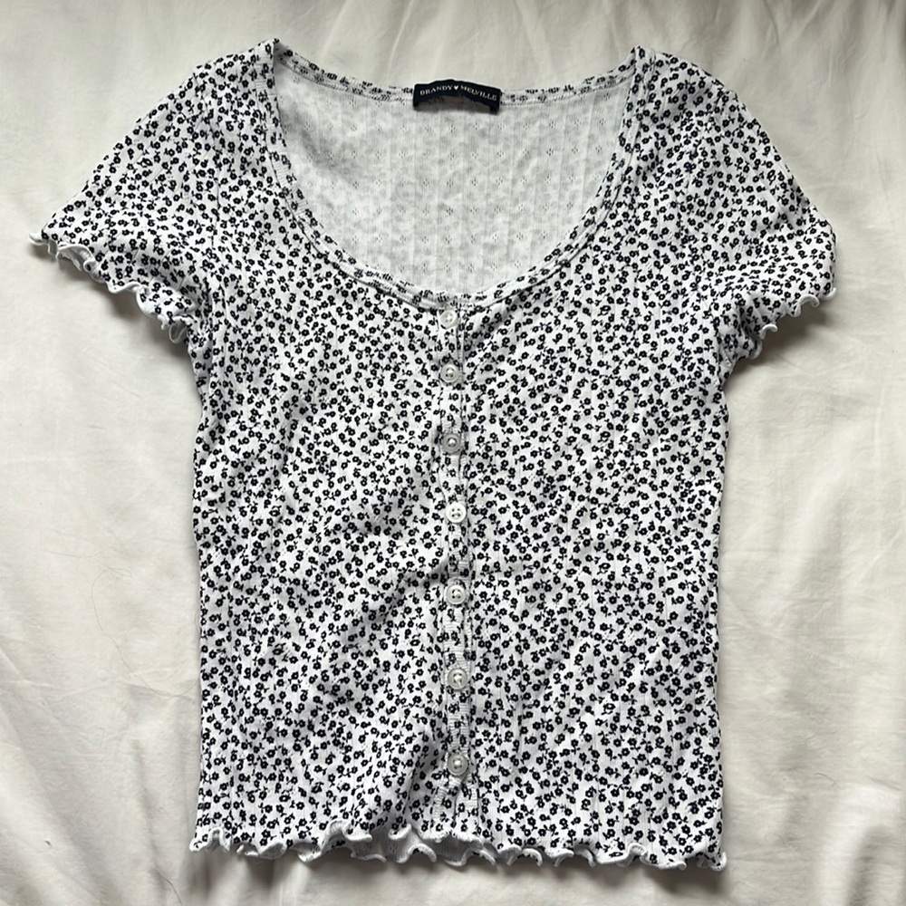 Brandy Melville button up top one size